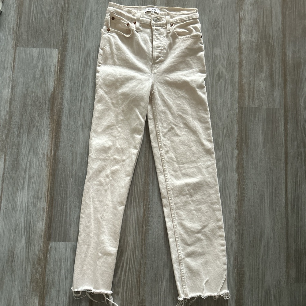 Re/Done Cream Straight Leg Jeans with Frayed Hems